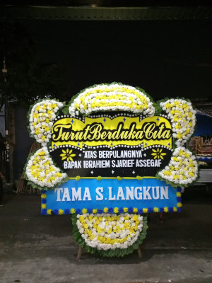 Papan Bunga Duka di Pekutatan