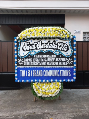 Papan Bunga Duka di Pekutatan